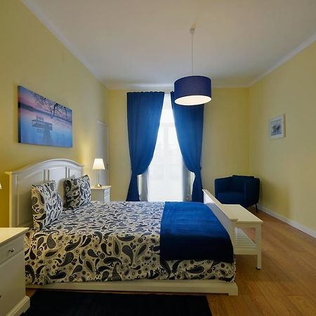 Flh Bairro Alto - Chiado Spacious Flat Lissabon Kamer foto