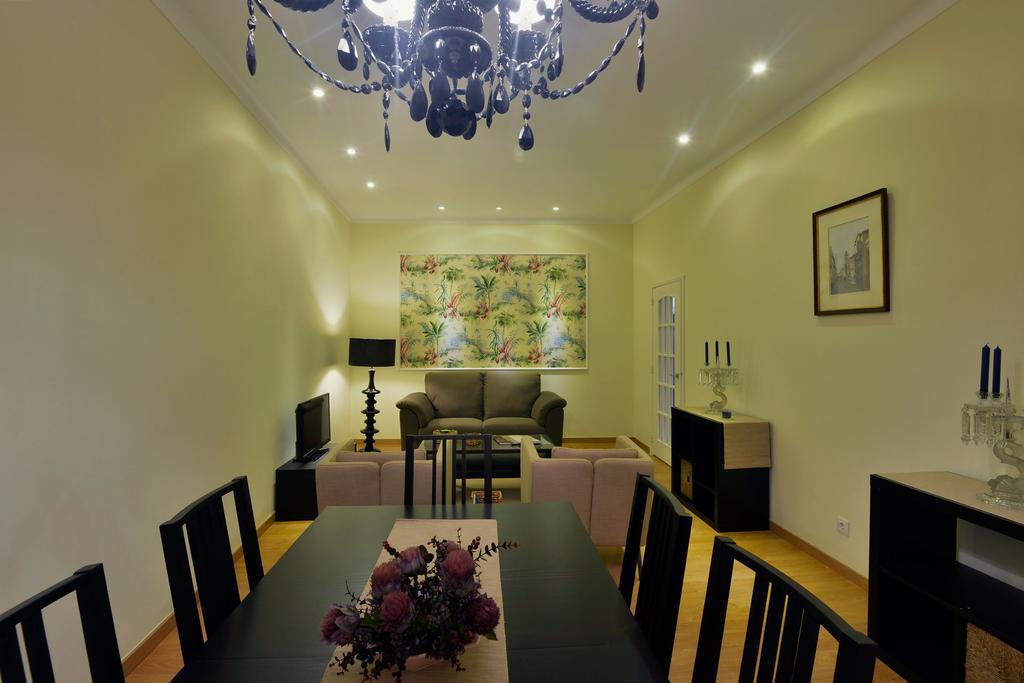 Flh Bairro Alto - Chiado Spacious Flat Lissabon Kamer foto